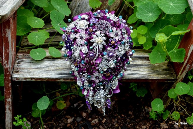 Crystal Bouquet Fall 2013 Color trends Acai purple and blue combination