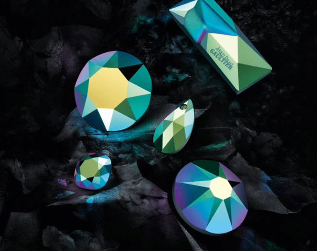 New Swarovski Crystal Colors and Effects Fall Winter 2016-17 Innovations Crystal Scarabaeus Green